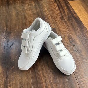 White Velcro old skool vans